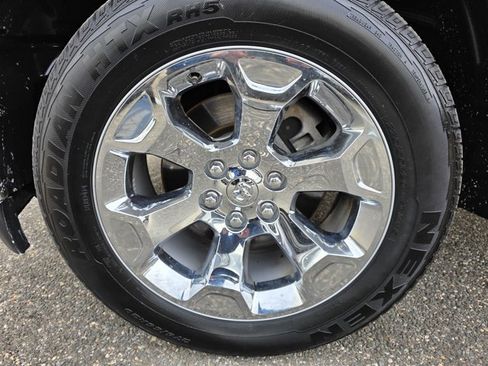 Used 2020 RAM 1500 Big Horn image 3