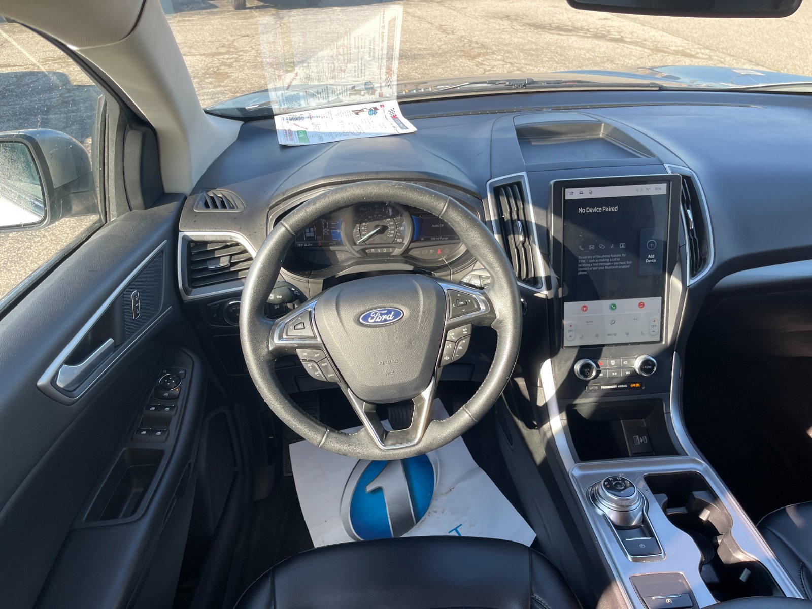 Used 2024 Ford Edge SEL AWD/4WD image 16