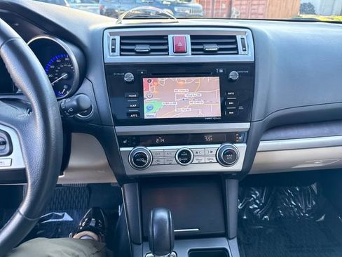 Used 2017 Subaru Outback 2.5i Limited image 24