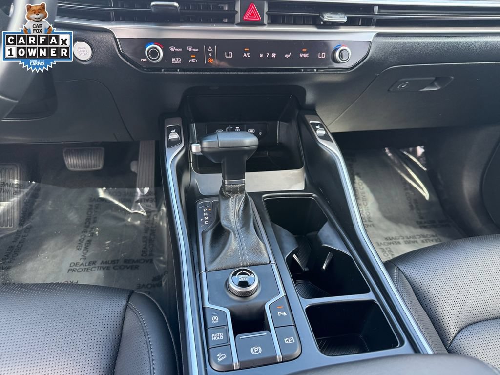 Certified 2025 Kia Sorento S w/ Panoramic Sunroof Package FWD image 14