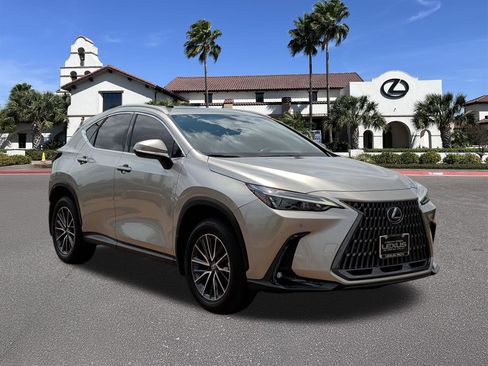 Used 2025 Lexus NX 250 FWD w/ Accessory Package (2T) image 1