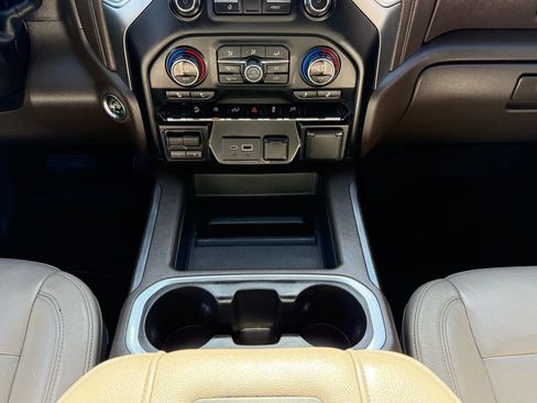 Used 2019 Chevrolet Silverado 1500 LT Trail Boss image 37