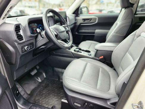 Used 2025 Ford Bronco Sport Badlands AWD/4WD image 17