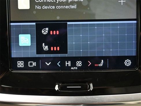 Used 2024 Volvo V60 B5 Cross Country Plus image 22