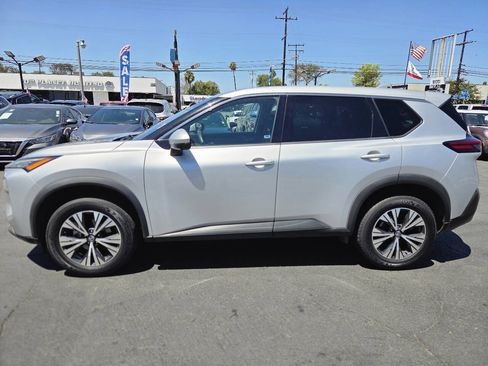 Used 2021 Nissan Rogue SV AWD/4WD image 32