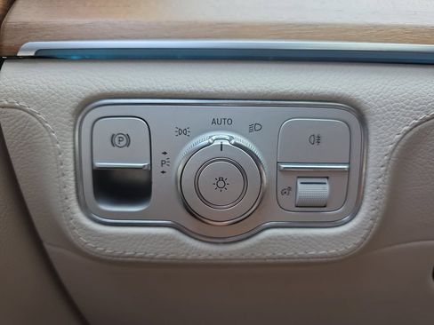 Certified 2022 Mercedes-Benz GLS 450 4MATIC image 29