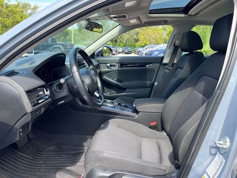 Used 2023 Honda Civic EX image 7