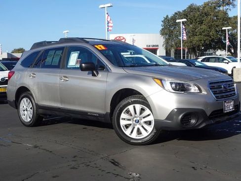 Used 2017 Subaru Outback 2.5i image 6