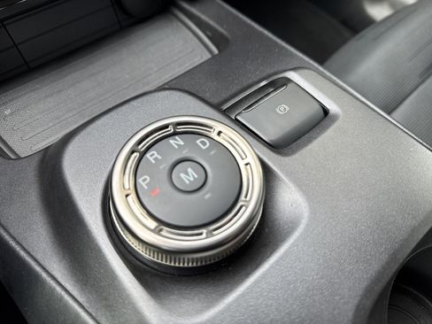 Used 2022 Ford Mustang Shelby GT500 w/ Technology Package image 17