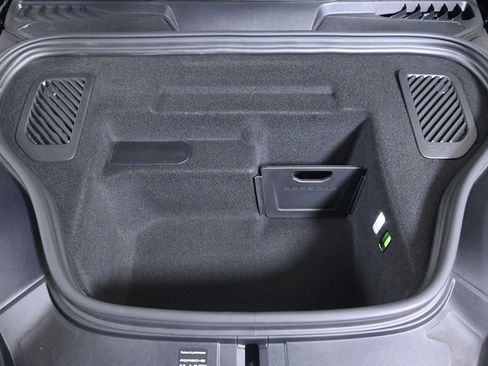 Certified 2025 Porsche Macan 4 Electric image 25