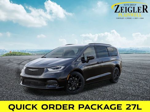 New 2026 Chrysler Pacifica Select w/ S Appearance Package image 1