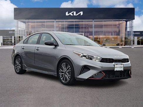 Used 2023 Kia Forte GT-Line w/ GT-Line Technology Package image 1