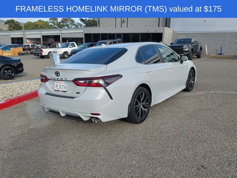 Used 2023 Toyota Camry SE FWD image 8
