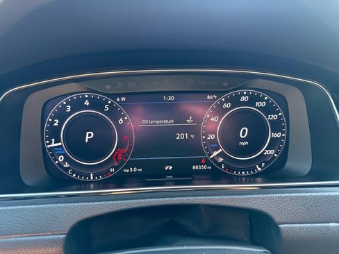 Used 2019 Volkswagen Golf R 4-Door AWD/4WD image 27