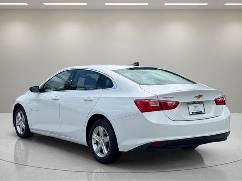 Used 2020 Chevrolet Malibu LS FWD image 3