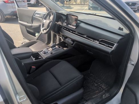 Used 2022 Mitsubishi Outlander ES image 15