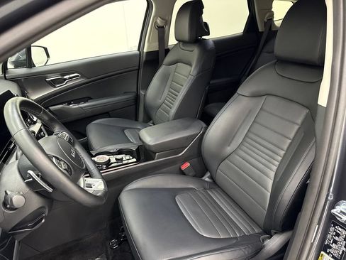 Used 2025 Kia Sportage SX Prestige AWD/4WD image 14