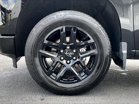 Used 2025 Chevrolet Silverado 1500 Custom AWD/4WD image 33