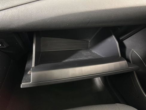 Used 2024 Toyota Corolla LE image 37