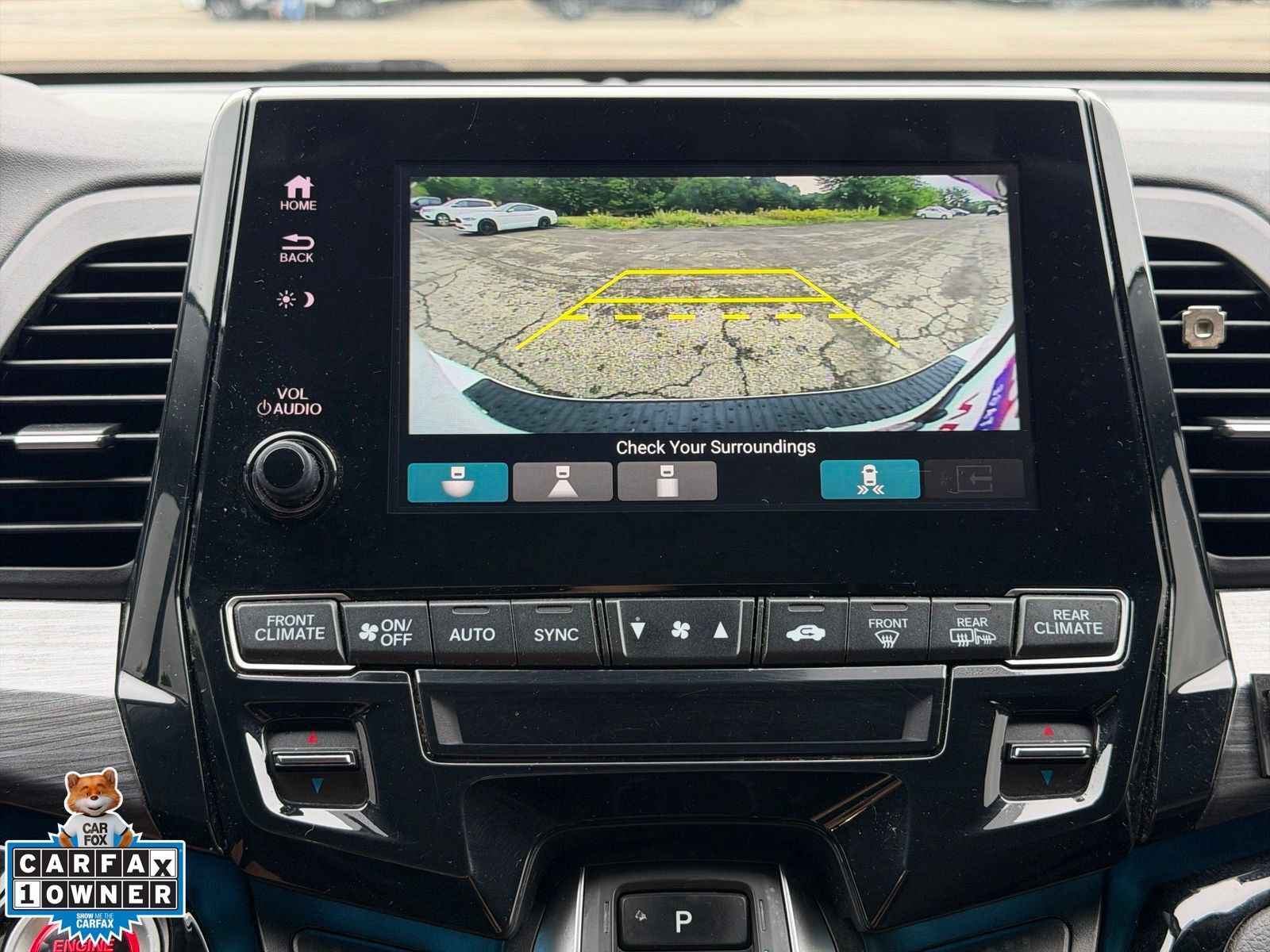 Used 2023 Honda Odyssey Elite image 3