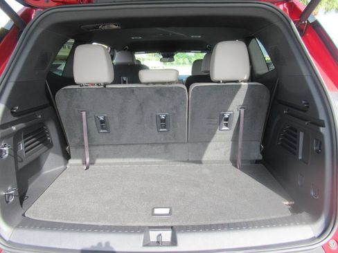 Used 2024 GMC Acadia Elevation w/ Luxury Package image 32