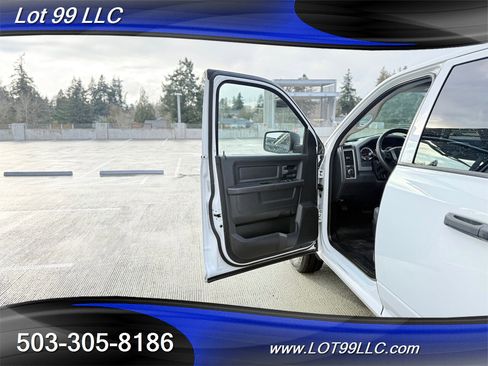 Used 2015 RAM 1500 Tradesman image 32