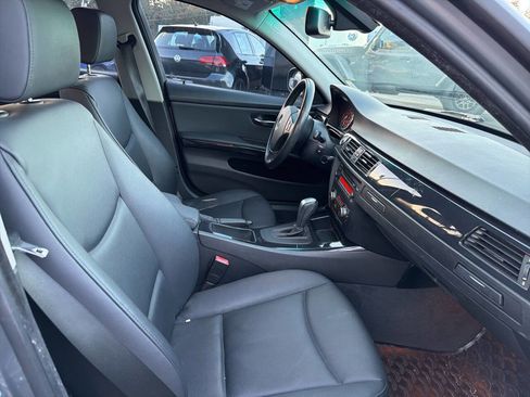 Used 2010 BMW 328i xDrive Sedan image 9