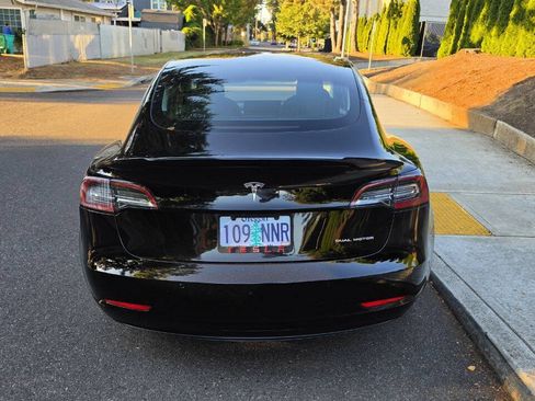 Used 2018 Tesla Model 3 Long Range AWD/4WD image 6