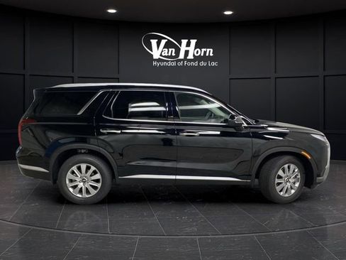 New 2025 Hyundai Palisade SEL image 2