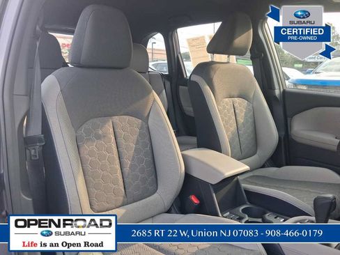 Used 2025 Subaru Forester AWD/4WD image 37