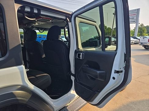Used 2019 Jeep Wrangler Unlimited Sport S AWD/4WD image 78