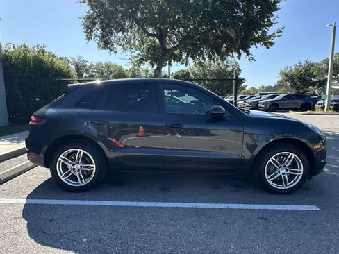 Used 2021 Porsche Macan AWD/4WD image 9