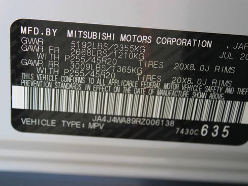 Used 2024 Mitsubishi Outlander SEL AWD/4WD image 17