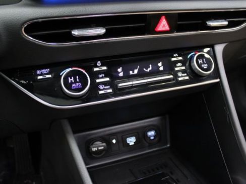 Used 2023 Hyundai Sonata Limited w/ Cargo Package image 21