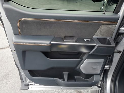 Used 2022 Ford F150 Platinum w/ Equipment Group 701A High image 8