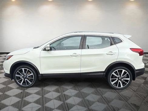 Used 2017 Nissan Rogue Sport SL FWD image 8