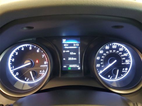 Used 2024 Toyota Camry SE image 24