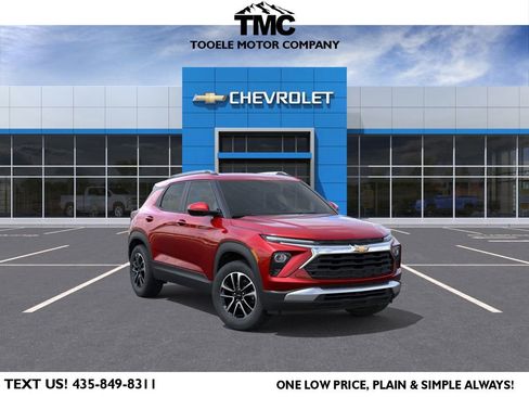 New 2026 Chevrolet TrailBlazer LT w/ Convenience Package AWD/4WD image 1