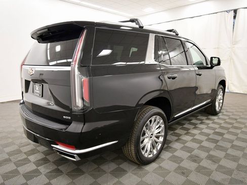 Used 2024 Cadillac Escalade Premium Luxury w/ Performance Package image 8
