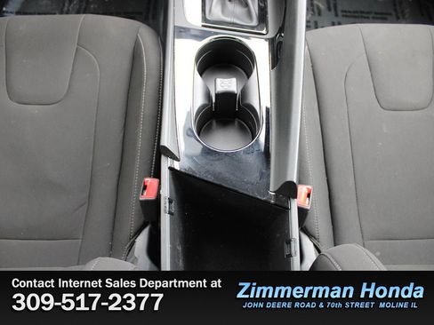 Used 2022 Hyundai Elantra Blue image 16