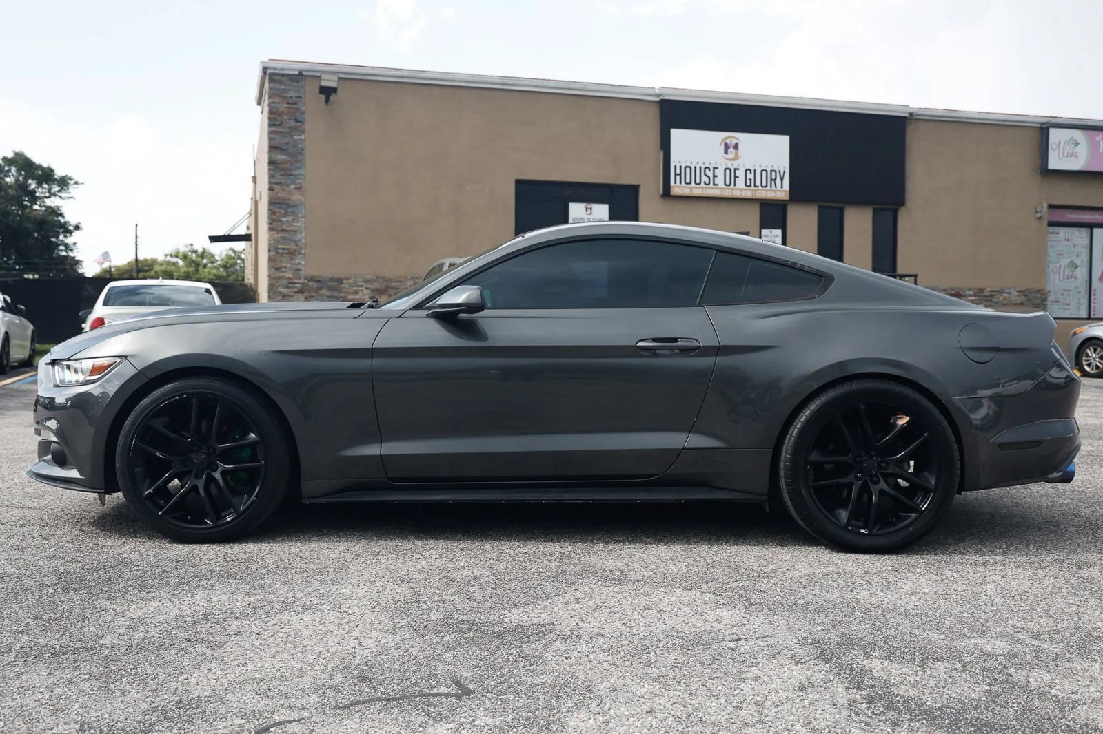 Used 2015 Ford Mustang Coupe w/ Enhanced Security Package RWD image 3