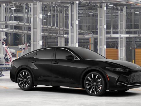 New 2026 Toyota Crown Platinum AWD/4WD image 17