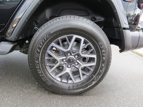 New 2026 Jeep Wrangler Sahara image 10