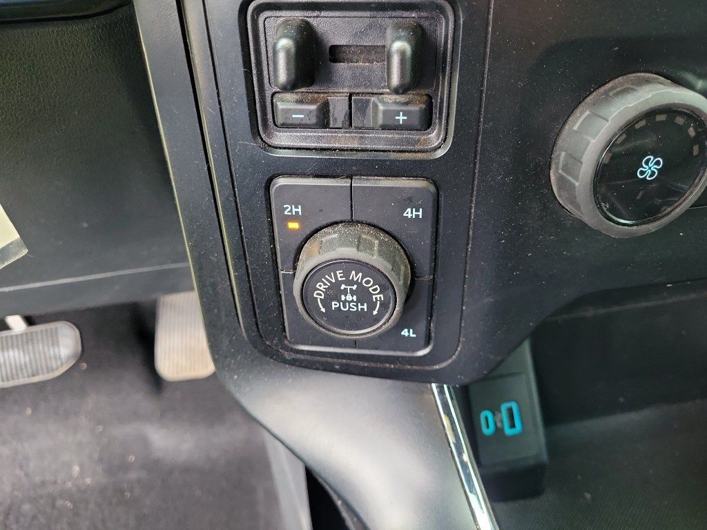 Used 2023 Ford F150 XL w/ STX Black Appearance Package AWD/4WD image 38