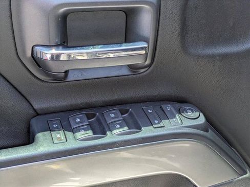 Used 2018 Chevrolet Silverado 1500 LT w/ Texas Edition RWD image 12