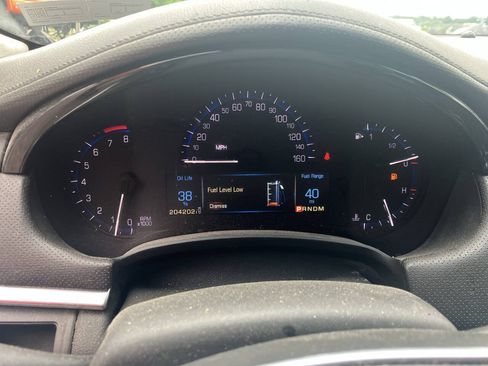 Used 2014 Cadillac XTS w/ Rear Seat Comfort Package FWD image 3