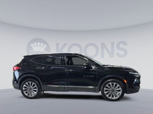 Used 2023 Chevrolet Blazer Premier w/ Enhanced Convenience Package AWD/4WD image 12