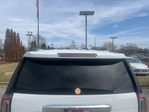 Used 2017 GMC Yukon Denali w/ Open Road Package image 13