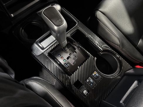 Used 2024 Toyota 4Runner TRD Off-Road Premium image 35