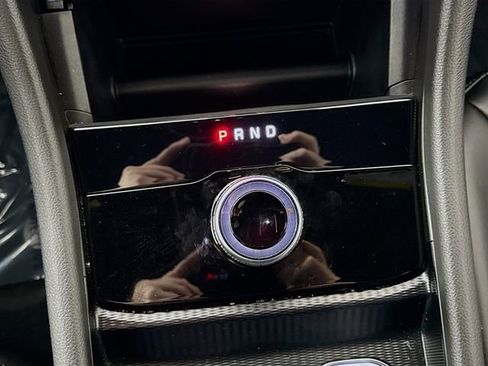 Used 2024 Jeep Grand Cherokee L Limited image 17